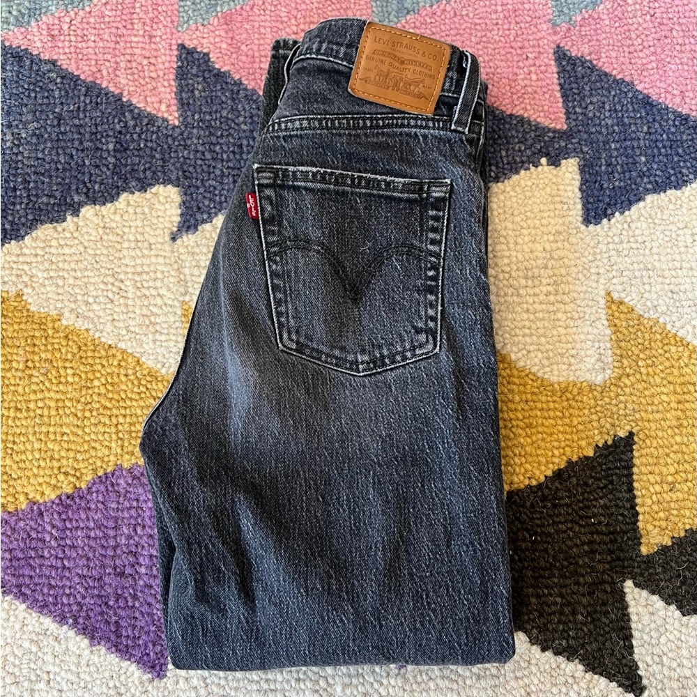 Levi’s Ribcage Ankle Straight Jeans
